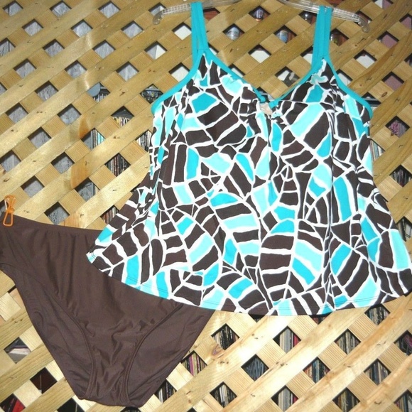 Meet your Posher, Susan - Picture 7 of 8